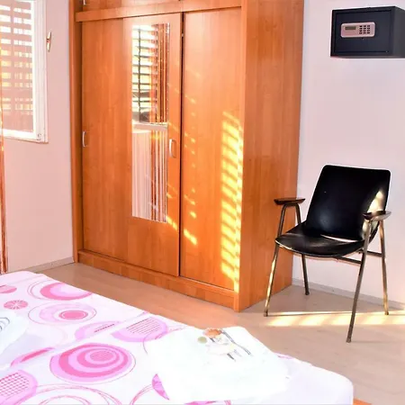 Luisa Apartman